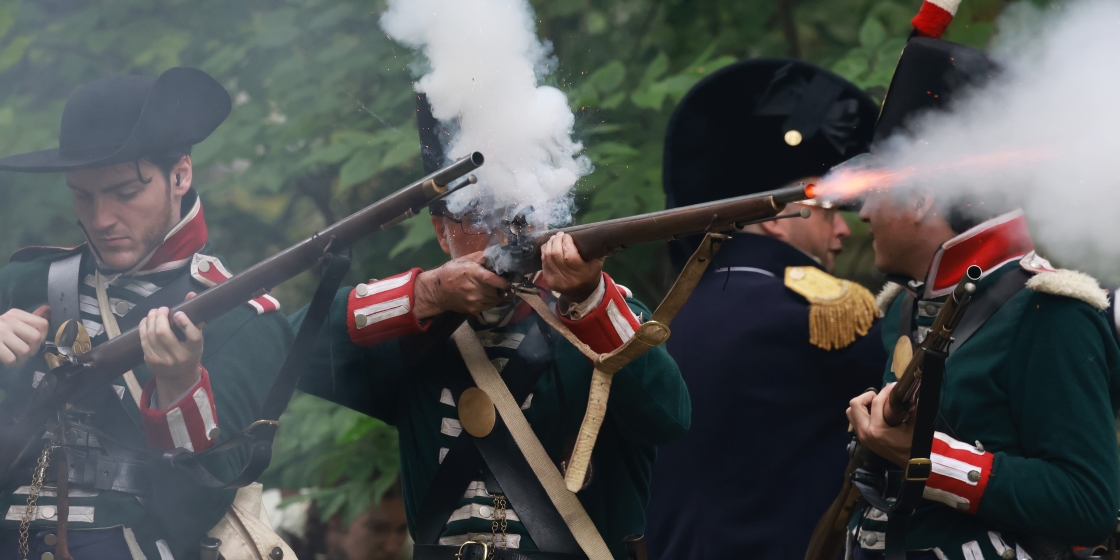 Soldiers reenacting the War of 1812
